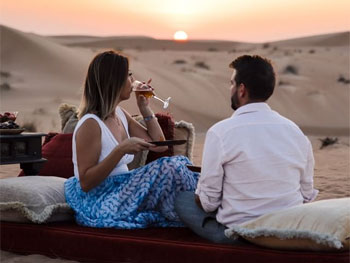 Private Sunset Dune Dinner Abu Dhabi